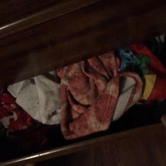 Everything - Picture 2 of 4